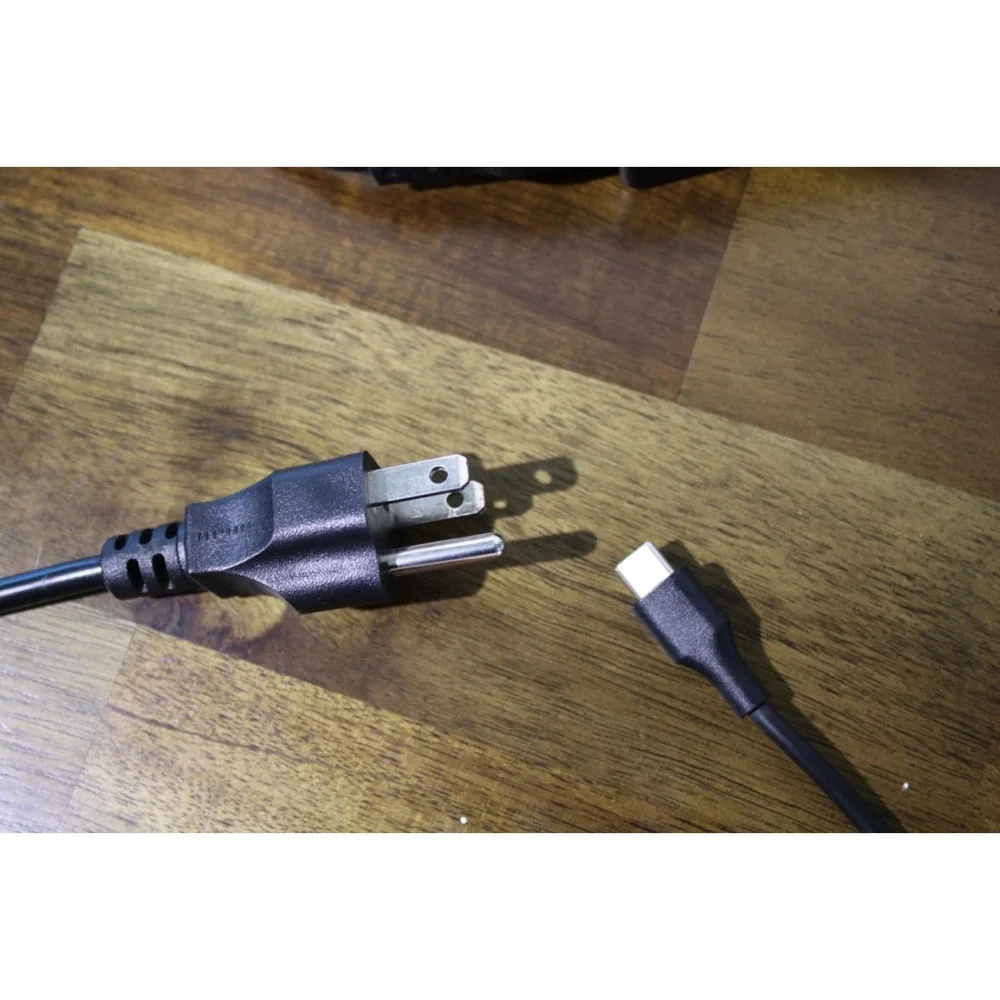 65w type usb-c super fast Laptop charger